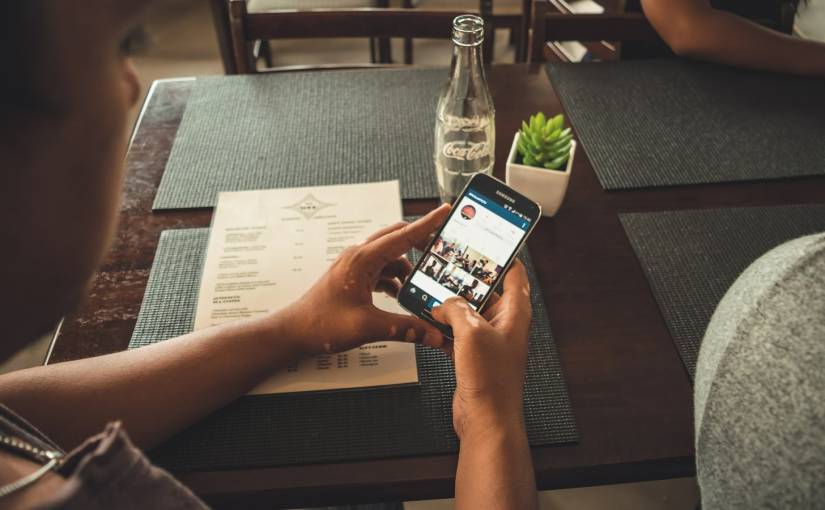 Learn how to manage your Instagram and other social media accounts from your smartphone