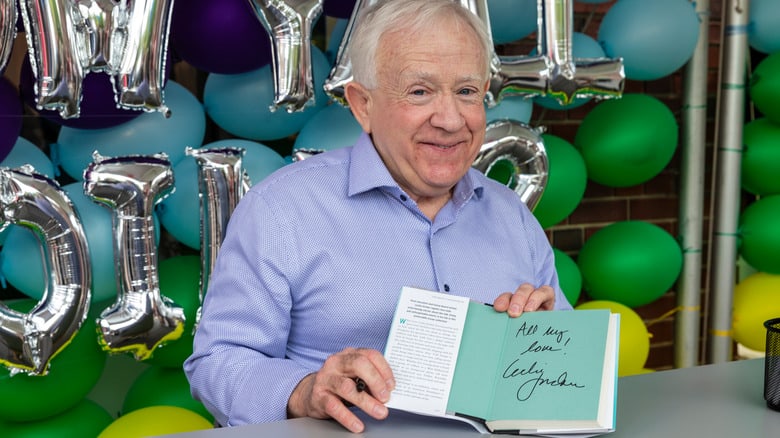 This article delves into Leslie Jordan net worth, examining the actor and comedian's financial accomplishments. Learn about his path and accomplishments.
