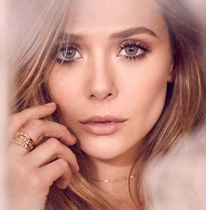 Discover Elizabeth Chase Olsen's path as an inspiration in the entertainment world. Investigate her accomplishments, effect, and why she distinguishes out in the entertainment industry.