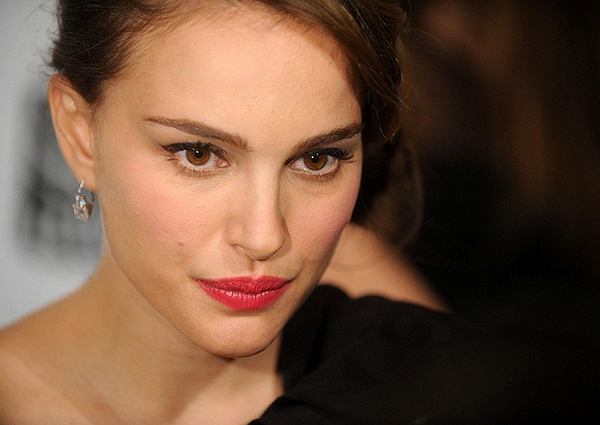 Discover the secrets behind Natalie Portman's financial adventure in Hollywood with our in-depth study, "Natalie Portman Net Worth: A Financial Odyssey in Tinseltown." Find out about the highs, lows, and everything in between.